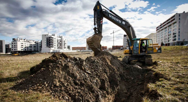 Obras de construcción en Vitoria. Foto: EL MUNDO